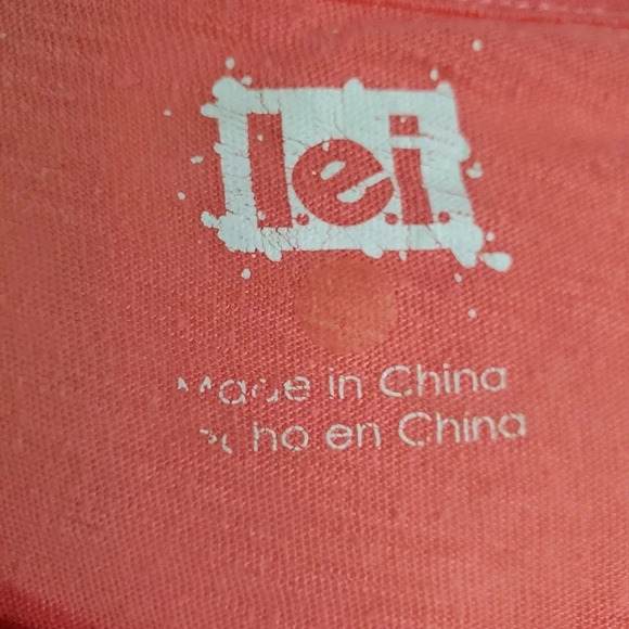 LEI | Lace Shoulder Long Sleeve Top in Coral sz XL - Picture 4 of 6